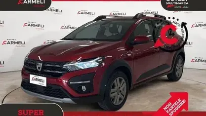 Usata Dacia Sandero Comfort 91 CV (66 kW) 2023 Rosso Berlina