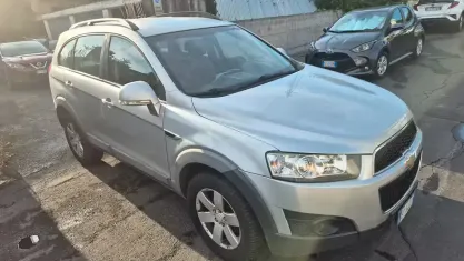Usata Chevrolet Captiva LT 163 CV (119 kW) 2013 Grigio SUV