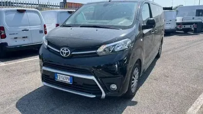 Usata Toyota Proace Verso Lounge 150 CV (110 kW) 2019 Nero Station wagon