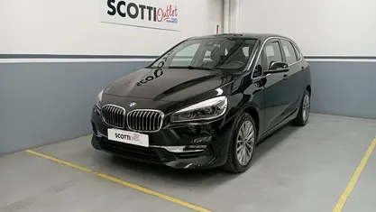 Nero Usata 2020 BMW 216 Luxury Line Station wagon | 18.900 € (Buon prezzo)