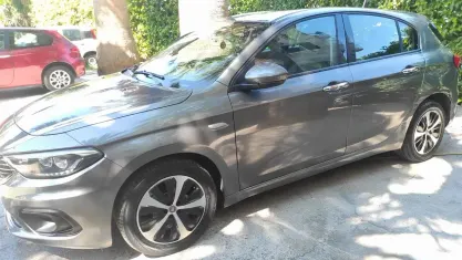 Usata Fiat Tipo Lounge 120 CV (88 kW) 2017 Grigio Berlina