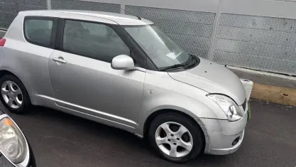 Usata Suzuki Swift GL 92 CV (67 kW) 2007 Grigio Utilitaria