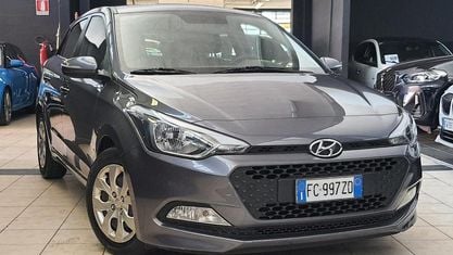 Usata Hyundai i20 Style 84 CV (61 kW) 2016 Grigio Berlina