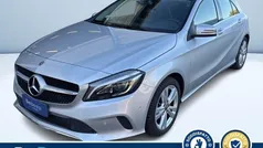 Argento metallizzato Usata 2018 Mercedes A180 Tre volumi | 20.900 € (Buon prezzo)