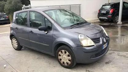 Usata 2007 Renault Modus Monovolume | 1500 € (Buon prezzo)
