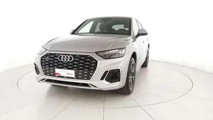 Argento Usata 2024 Audi Q5 Sportback S-Line SUV | 53.500 € (Cara)