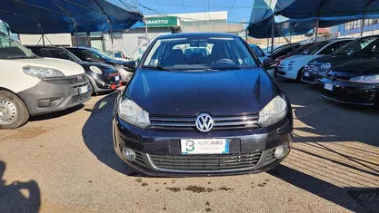 Usata 2009 VW Golf VI Tre volumi | 3900 € (Ottimo prezzo)