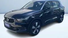 Nero metallizzato Usata 2018 Volvo XC40 Momentum SUV | 24.200 € (Buon prezzo)