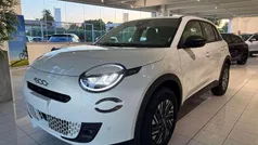 Bianco pastello Usata 2024 Fiat 600 SUV | 21.800 € (Ottimo prezzo)