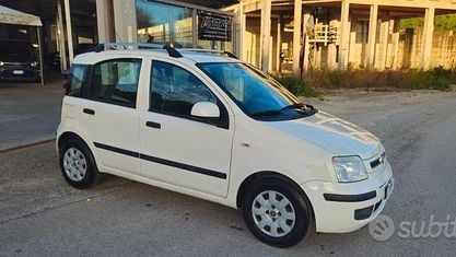 Usata Fiat Panda Dynamic 69 CV (50 kW) 2011 Bianco Utilitaria