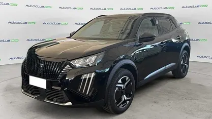 Usata Peugeot 2008 Allure 101 CV (74 kW) 2025 SUV