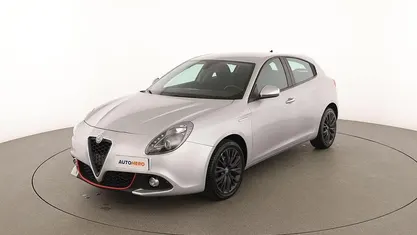 Usata Alfa Romeo Giulietta Super 120 CV (88 kW) 2017 Argento Utilitaria