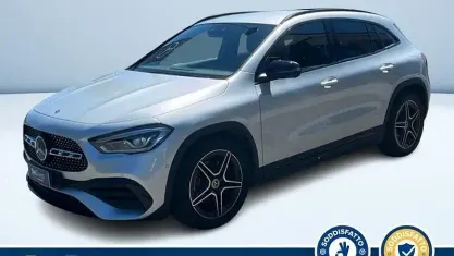 Gebraucht Mercedes GLA200 Premium 150 PS (110 kW) 2023 Silber SUV