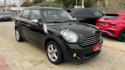 Usata Mini Cooper D Countryman 90 CV (66 kW) 2014 Nero SUV