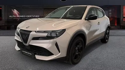 Usata Alfa Romeo GT Junior 136 CV (100 kW) 2025 Beige Cabrio