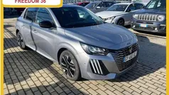 Grigio Usata 2024 Peugeot 208 Allure Due volumi | 15.290 € (Buon prezzo)