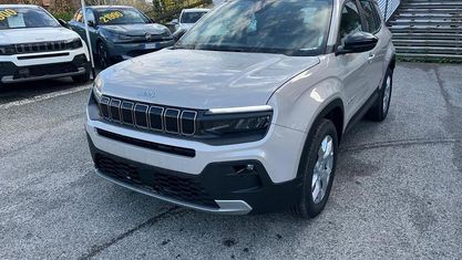 Ny Jeep Avenger Altitude 101 HK (74 kW) 2025 Vit SUV