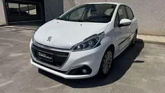 Bianco Usata 2017 Peugeot 208 Active Due volumi | 9500 € (Buon prezzo)