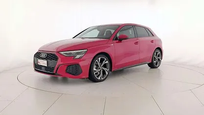 Y1 rosso tango metallizzato Usata 2022 Audi A3 S-Line Tre volumi | 26.900 € (Buon prezzo)