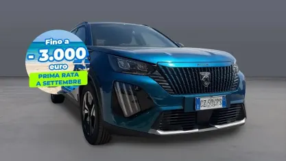 Usata Peugeot 2008 Allure 131 CV (96 kW) 2025 Blu obsession SUV