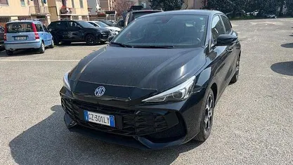 Usata MG MG3 Luxury 194 CV (142 kW) 2025 Nero Utilitaria