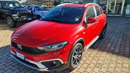 Rosso Usata 2022 Fiat Tipo Red Tre volumi | 18.990 € (Buon prezzo)