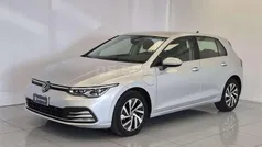 Grigio Usata 2022 VW Golf VIII Style Tre volumi | 26.590 € (Buon prezzo)