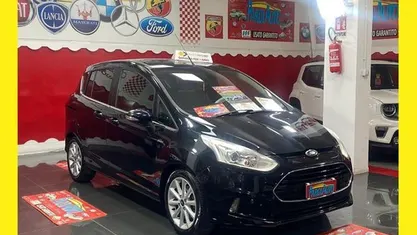Usata Ford B-MAX Titanium 75 CV (55 kW) 2015 Monovolume