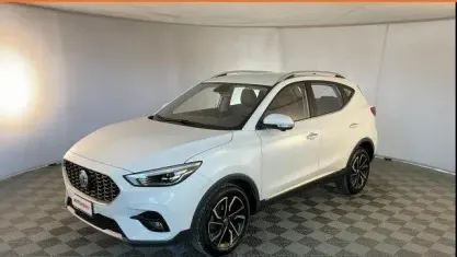 Usata MG ZS Luxury 106 CV (77 kW) 2023 Bianco SUV