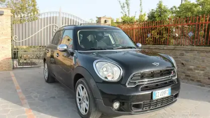 Usata Mini Cooper SD Countryman 143 CV (105 kW) 2015 Nero SUV