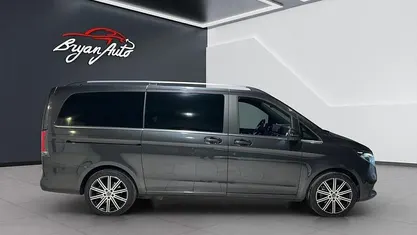 Usata Mercedes V300 Exclusive 237 CV (174 kW) 2024 Other Monovolume