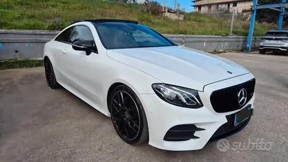 Usata Mercedes E220 Premium Plus 194 CV (142 kW) 2020 Coupé