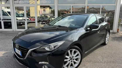 Usata Mazda 3 Exceed 150 CV (110 kW) 2017 Blu Berlina