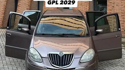 Usata Lancia Musa 77 CV (56 kW) 2009 Monovolume