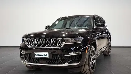 Grigio Usata 2023 Jeep Grand Cherokee Summit SUV | 59.997 € (Buon prezzo)