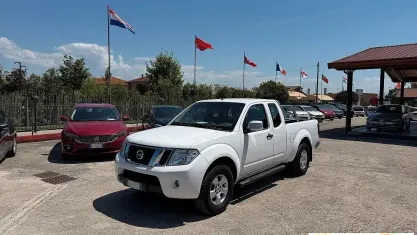 Usata Nissan Navara 190 CV (139 kW) 2014 Bianco Pick-up
