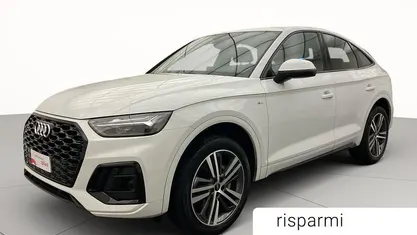 Bianco ghiacciaio metallizzato Usata 2022 Audi Q5 Sportback S-Line SUV | 32.900 € (Ottimo prezzo)