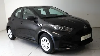 Usata Mazda 2 116 CV (85 kW) 2023 Nero Utilitaria