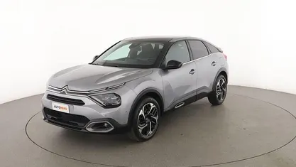 Käytetty Citroën C4 Shine 131 HP (96 kW) 2022 Hopea