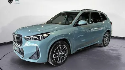 Begagnad BMW X1 M Sport 163 HK (119 kW) 2024 Grå SUV