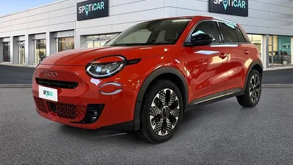 Usata Fiat 600 La Prima 101 CV (74 kW) 2024 Arancione SUV