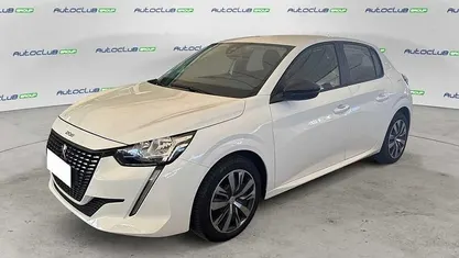 Bianco Usata 2023 Peugeot 208 Active Due volumi | 14.900 € (Buon prezzo)