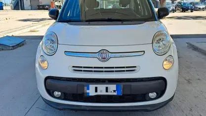 Usata Fiat 500L Lounge 85 CV (62 kW) 2016 Bianco Monovolume