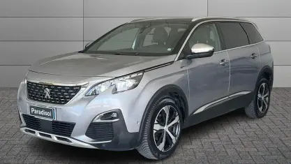 Usata Peugeot 5008 GT-line 177 CV (130 kW) 2019 Grigio SUV