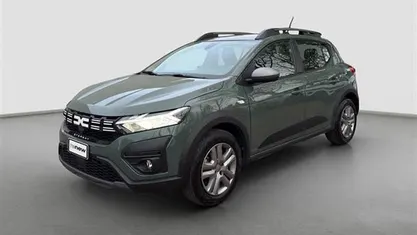 Usata Dacia Sandero Comfort 91 CV (66 kW) 2023 Verde scuro Utilitaria