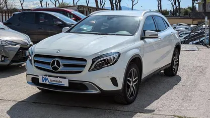 Usata Mercedes GLA200 156 CV (114 kW) 2015 SUV