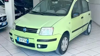 Usata Fiat Panda Dynamic 60 CV (44 kW) 2005 Verde Utilitaria