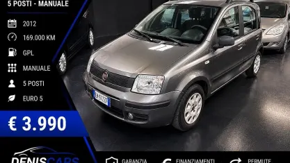 Usata Fiat Panda Dynamic 69 CV (50 kW) 2012 Grigio Utilitaria
