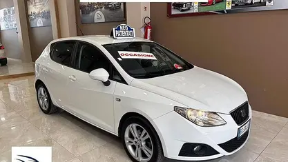 Usata Seat Ibiza 75 CV (55 kW) 2011 Berlina