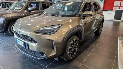 Usata Toyota Yaris Trend 116 CV (85 kW) 2023 Verde Utilitaria